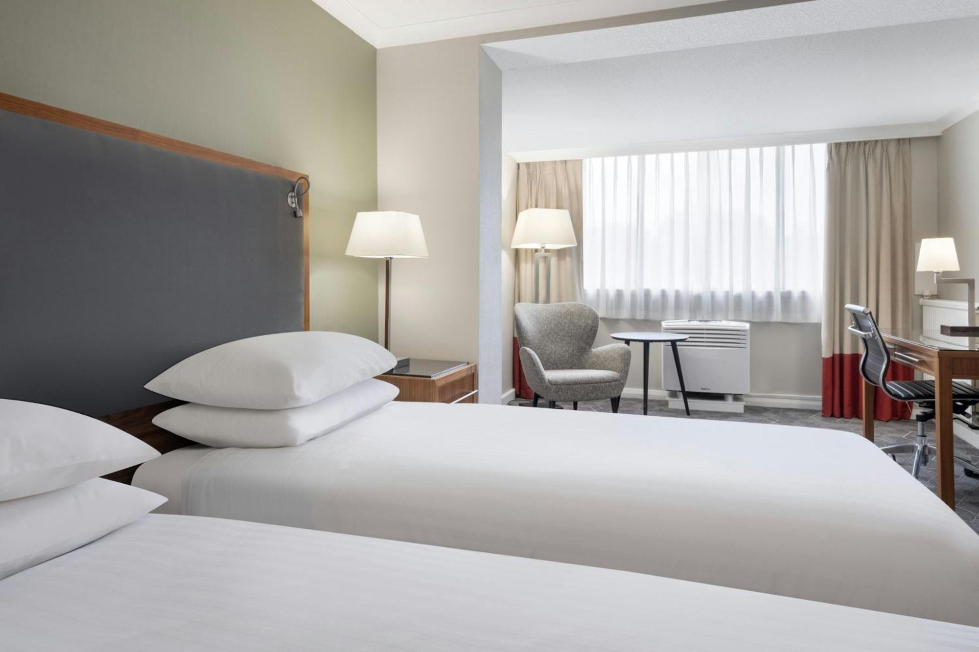 Delta Hotels By Marriott Edimburgo Exterior foto